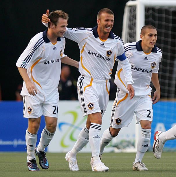 醒着我们 醒着我们