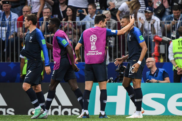 伊泽斯的加 伊泽斯的加